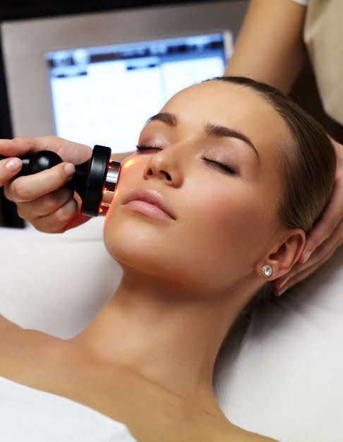 Beauty Therapy + Skin Specialists Wanaka - Silver Sixpence - IPL